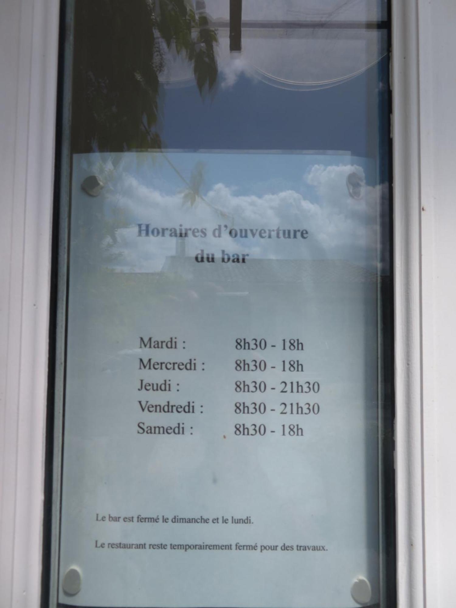 Auberge De La Petite Casserole Revest-des-Brousses Exteriör bild